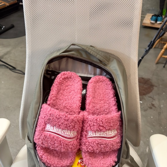 Pink Fuzzy Slippers - Picture 3 of 3